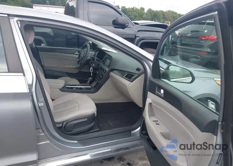 2016 Hyundai Sonata Sport z USA, uszkodzony, nr VIN 5NPE34AF6GH291771